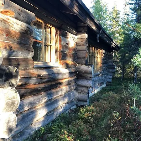 Karhunkehto Alpstuga Luosto