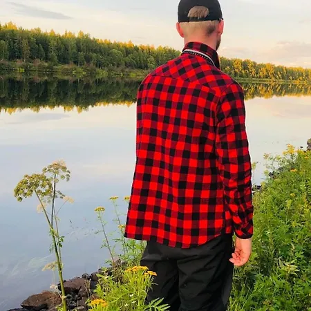 Karhunkehto * لووُستو
